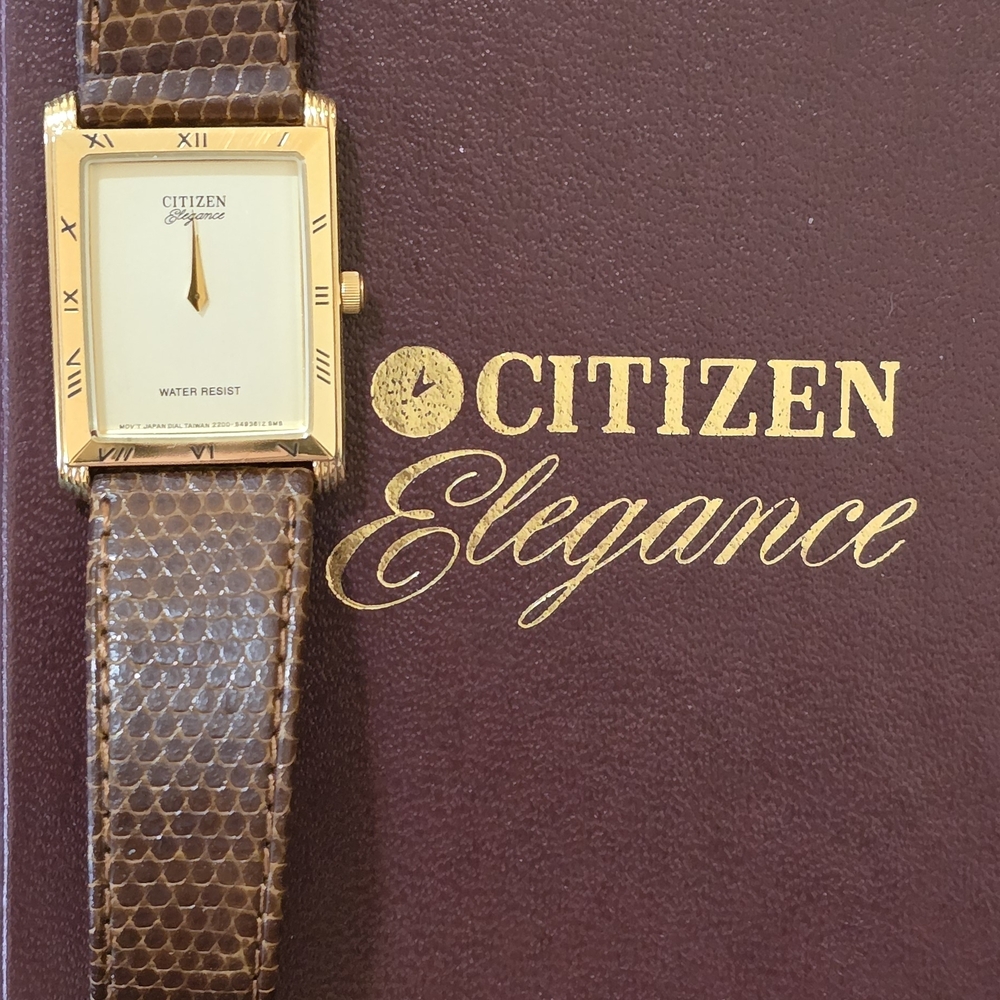 Vintage Citizen Gold Case with Brown Leather Strap Men's Watch